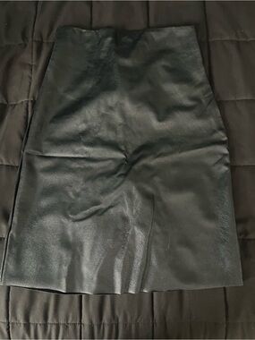 Commando Black Stretch Faux Leather Skirt